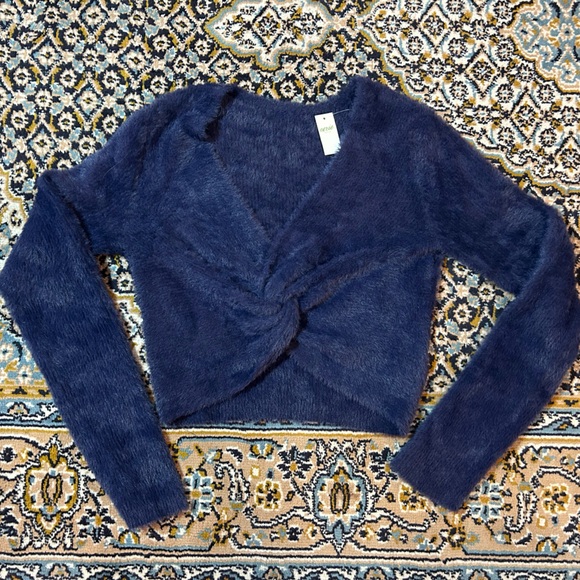 aerie Sweaters - Aerie Fuzzy Blue Soft Twisted Cropped Sweater